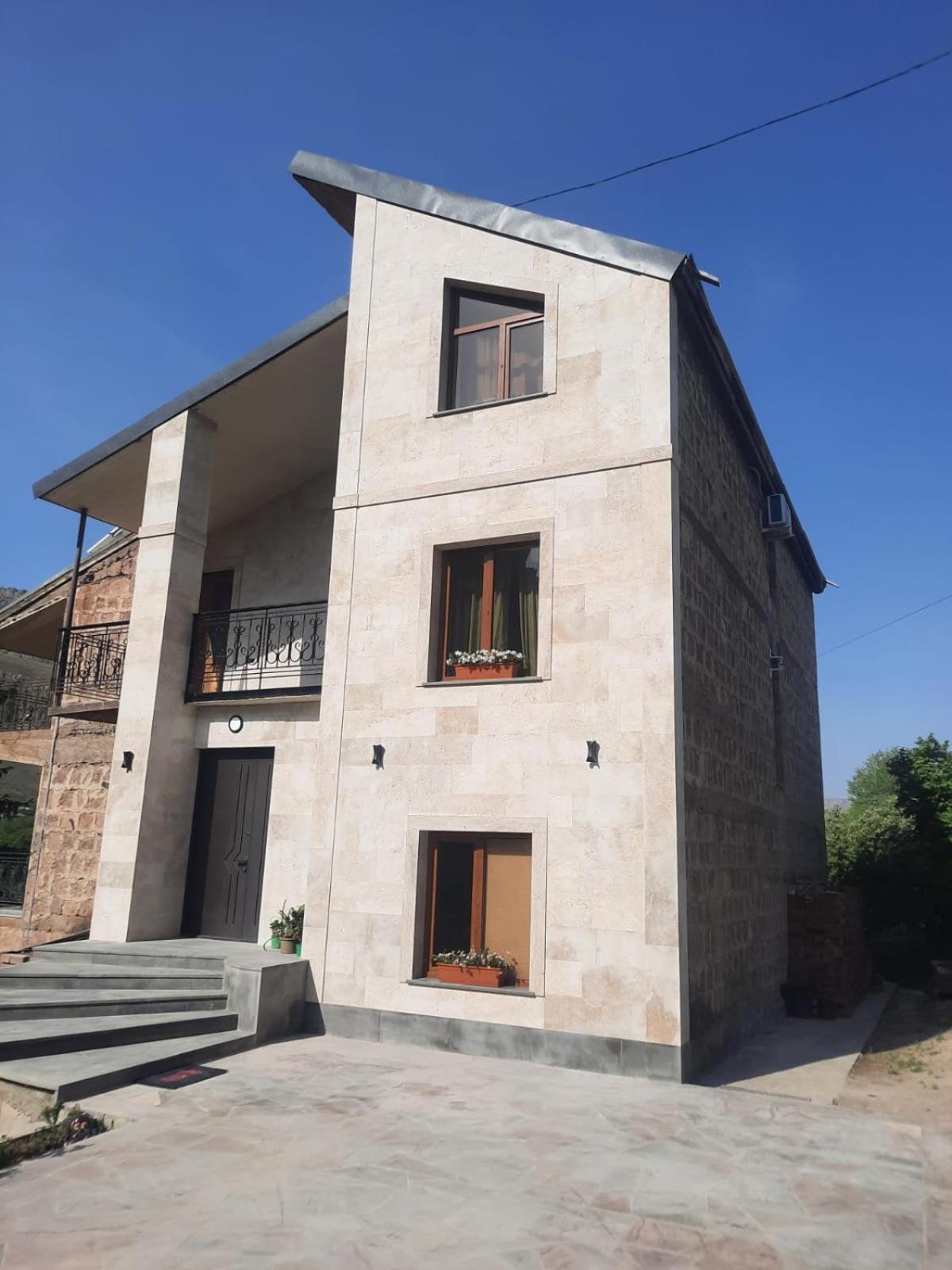 Anna Home B&B Areni Exterior photo